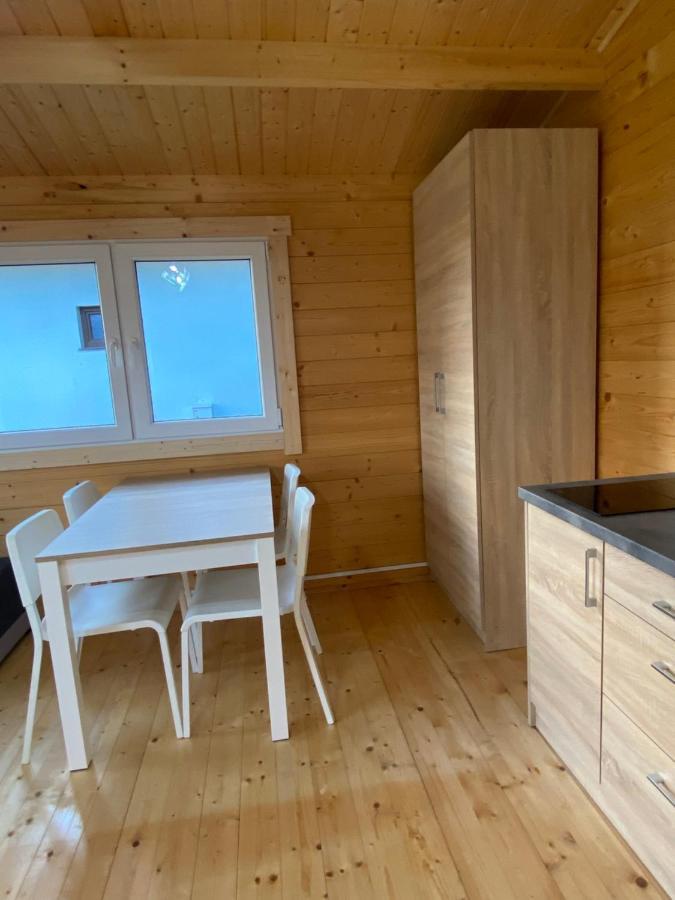 Pokoje I Domki Wiktoria Bedzino エクステリア 写真